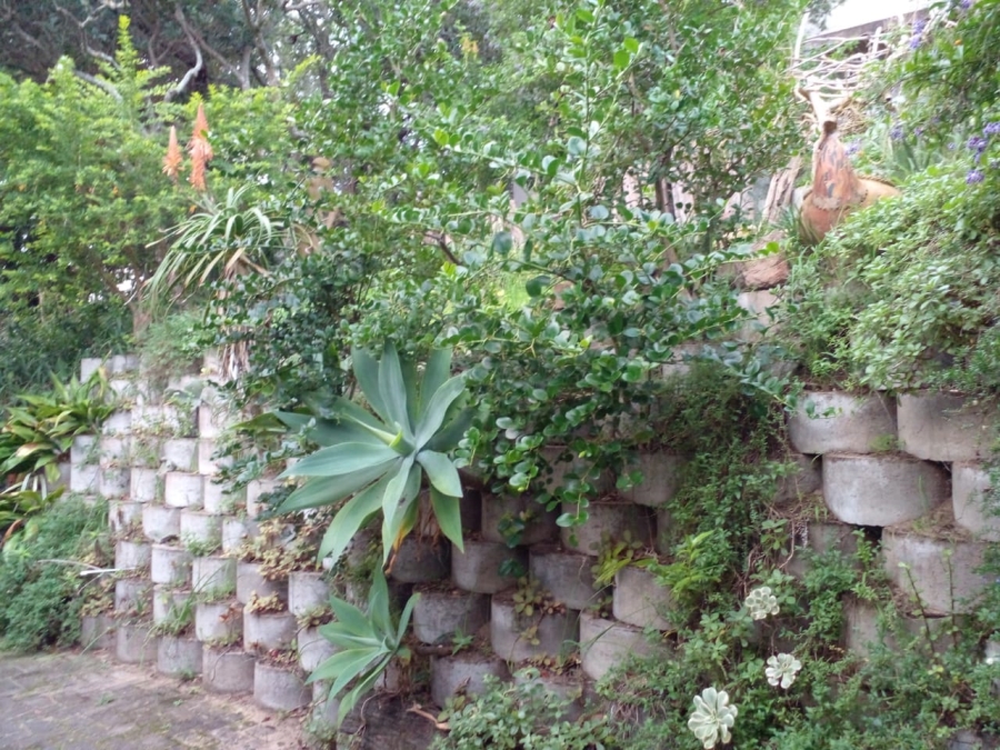 4 Bedroom Property for Sale in Seafield Eastern Cape
